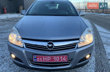 Opel Astra 2010