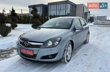 Opel Astra 2009