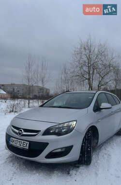 Opel Astra 2012