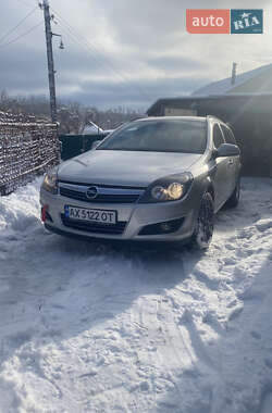 Opel Astra 2010