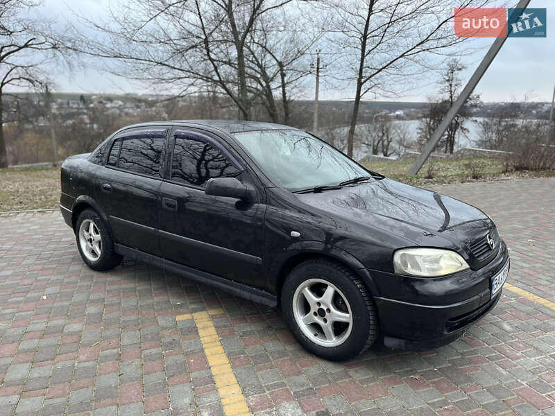 Седан Opel Astra 2007 в Кропивницькому фото Седан Opel Astra 2007 в Кропивницькому