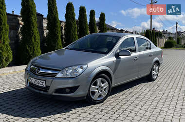 Opel Astra  2012