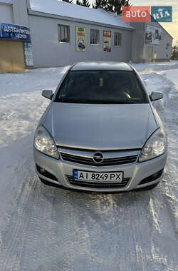Opel Astra  2008