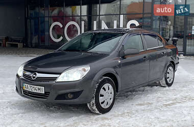 Opel Astra  2012