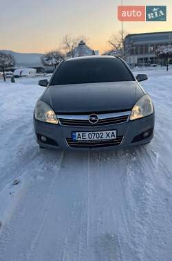 Opel Astra 2007