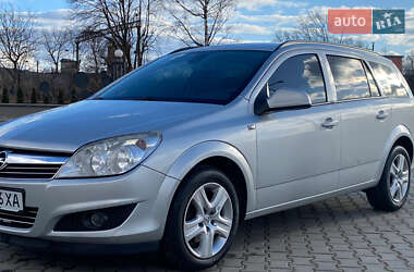 Opel Astra  2009