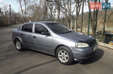 Opel Astra 2006