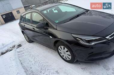Opel Astra  2016