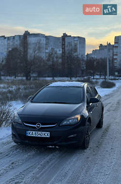 Opel Astra 2012