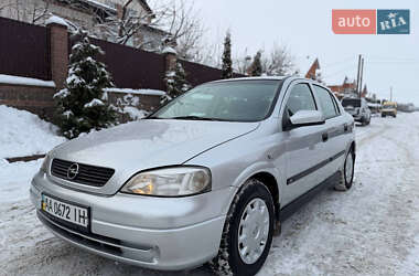 Opel Astra  2001