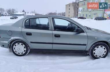 Opel Astra  2009