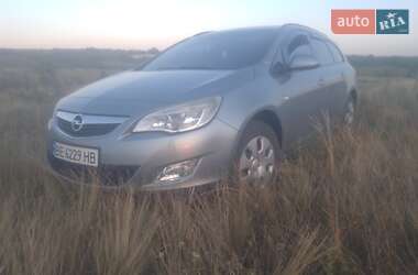 Opel Astra 2011