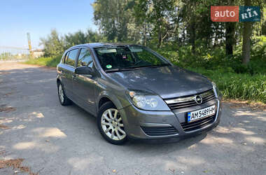 Opel Astra  2004