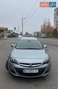 Opel Astra 2014