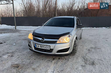 Opel Astra  2008