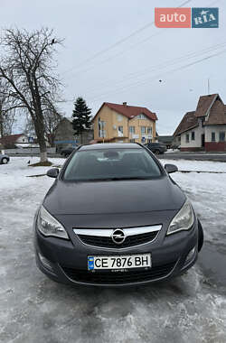 Opel Astra 2011