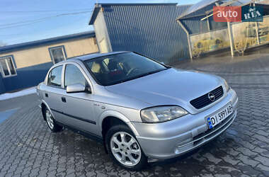Opel Astra  2002