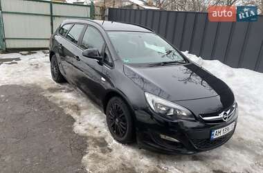 Opel Astra  2013