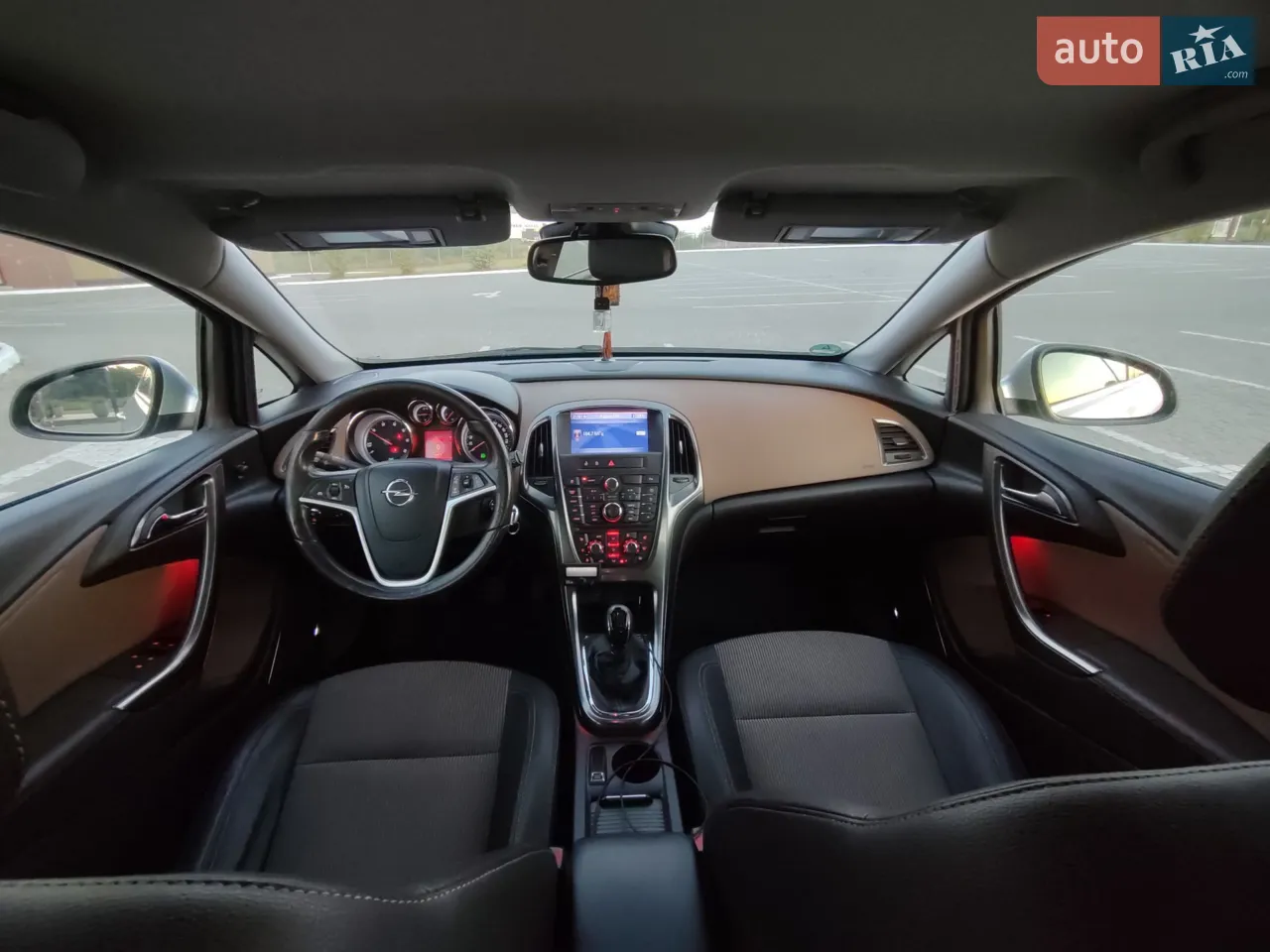 2012 Opel Astra - фото 1