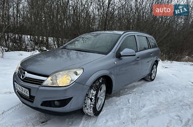 Opel Astra  2009