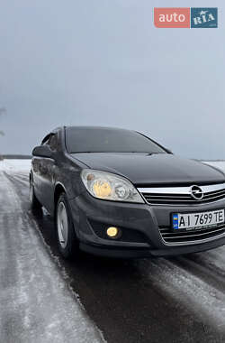 Opel Astra  2009