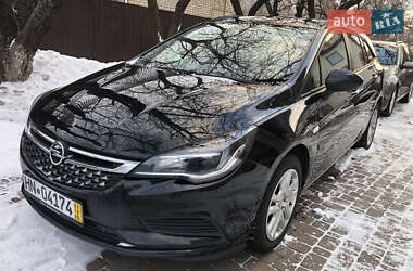 Opel Astra  2018