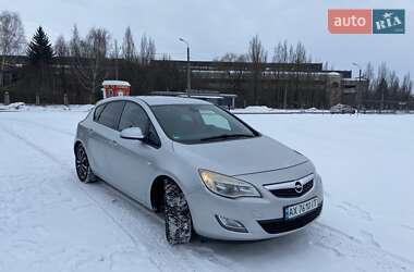 Opel Astra  2009