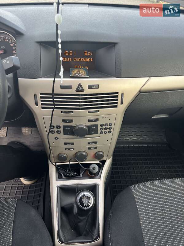 Универсал Opel Astra 2008 в Стрые