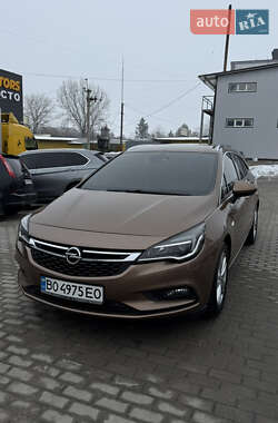 Opel Astra  2016