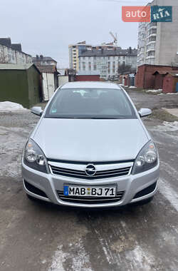 Opel Astra  2009