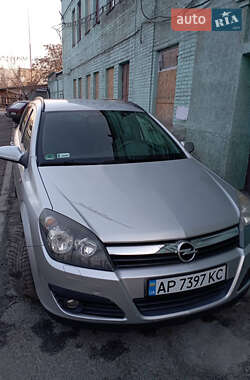 Opel Astra  2005