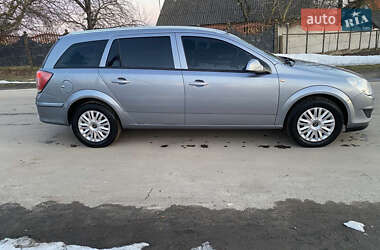 Opel Astra  2009