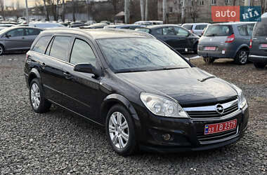 Opel Astra  2008
