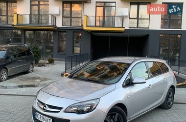 Opel Astra  2013