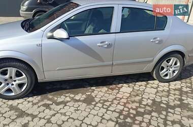 Opel Astra 2009