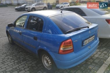 Opel Astra  2001