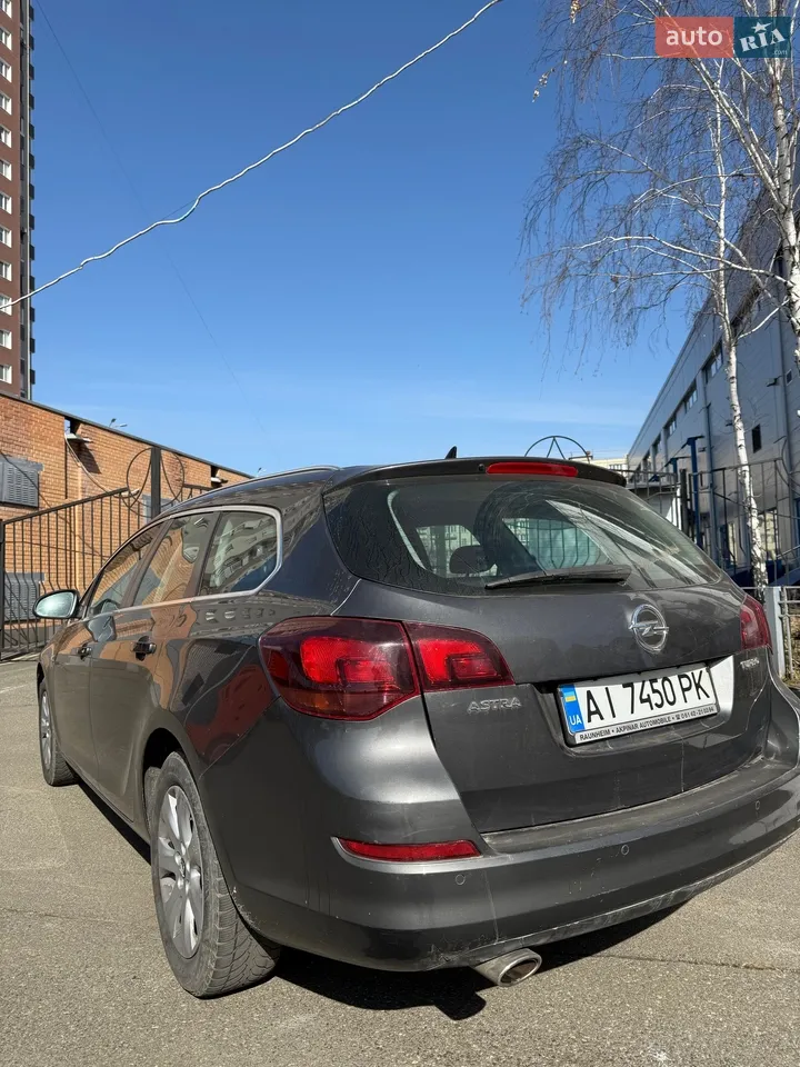 2010 Opel Astra - мініатюра 4