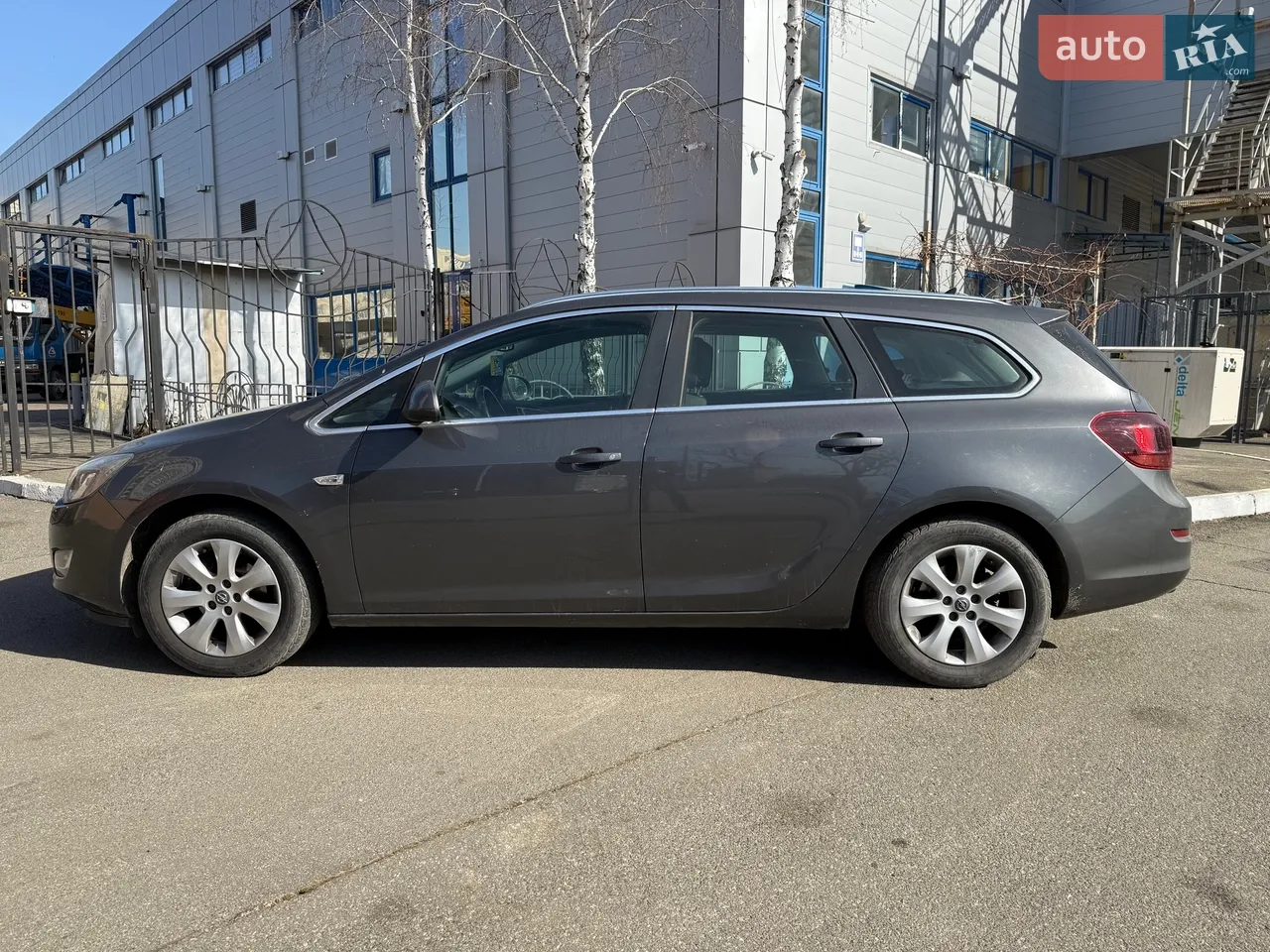2010 Opel Astra - мініатюра 5