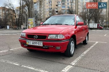 Opel Astra  1998