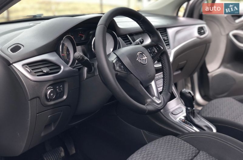 Универсал Opel Astra 2018 в Трускавце