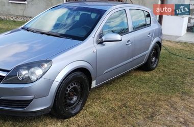 Opel Astra  2004