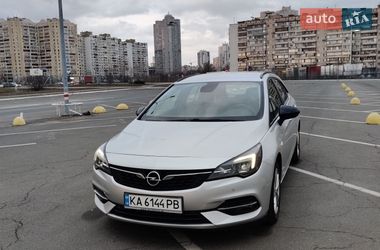Opel Astra  2021