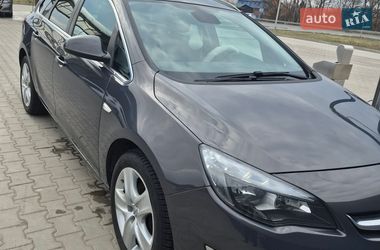 Opel Astra 2014