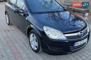 Opel Astra  2008