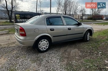 Opel Astra  2006
