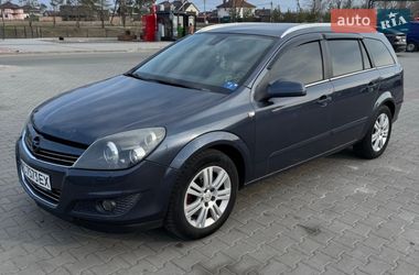 Opel Astra  2008