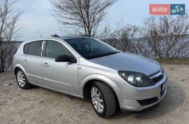 Opel Astra  2004