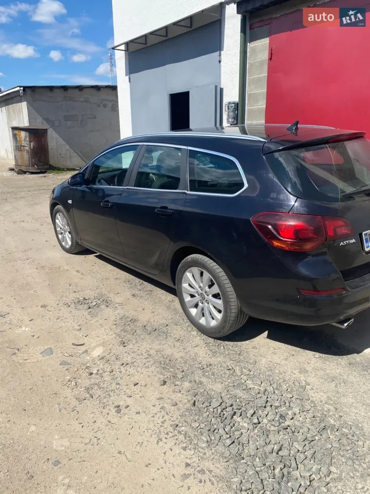 2011 Opel Astra - мініатюра 3