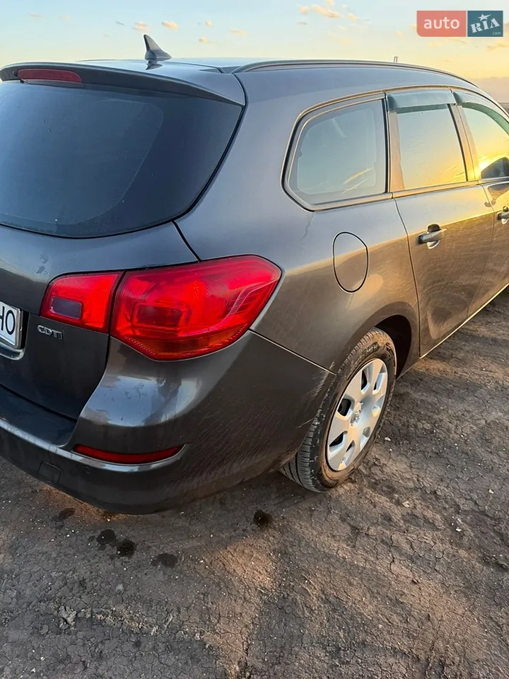 2011 Opel Astra - мініатюра 5