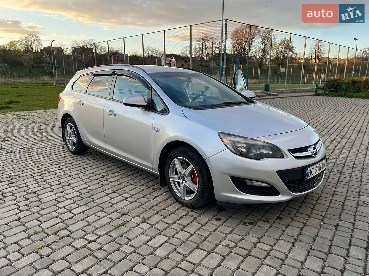 2014 Opel Astra - мініатюра 2